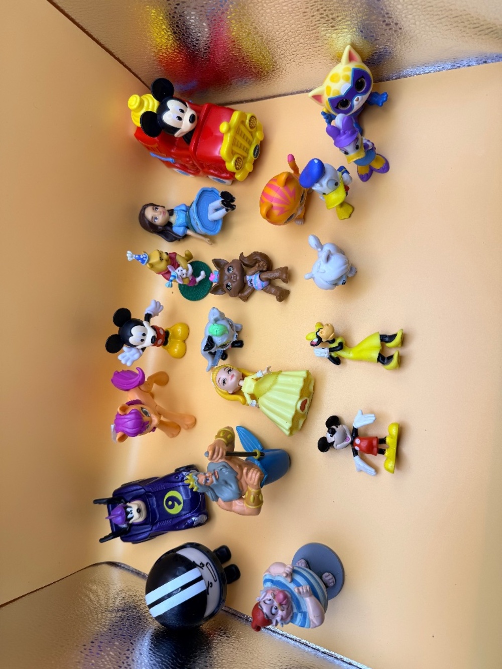 Mixed Disney Character Figure Lot Mickey Donald Daisy Pooh 18 Pieces
